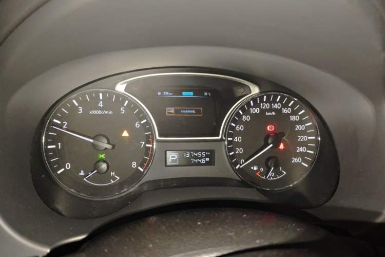 Used Nissan Teana 2013 2.0L XL Comfort Edition Instrument Cluster