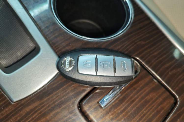 Used Nissan Teana 2013 2.0L XL Comfort Edition Interior 1