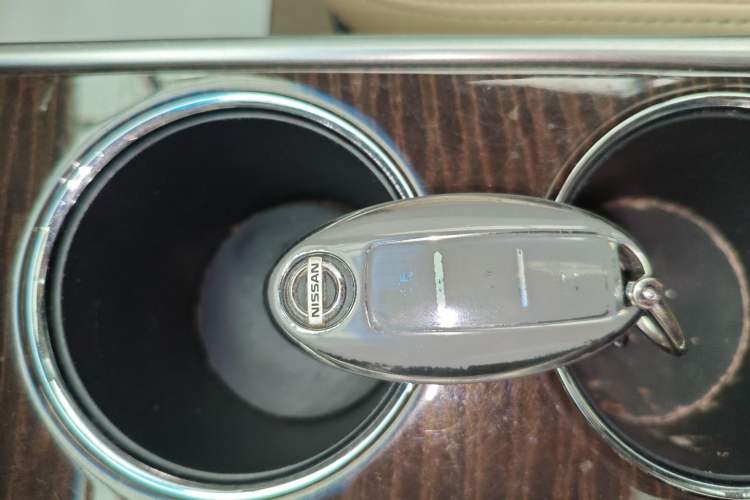Used Nissan Teana 2013 2.0L XE Fashion Edition Interior 1
