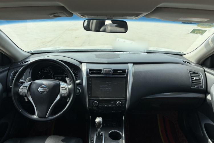Used Nissan Teana 2013 2.5L XL Leading Edition Interior 2