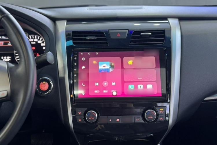 Used Nissan Teana 2013 2.0L XL Comfort Edition Interior 4