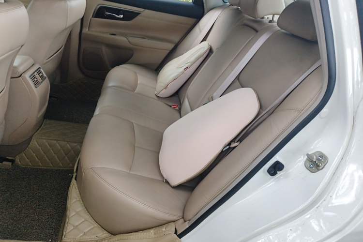 Used Nissan Teana 2013 2.5L XL Leading Edition Interior 4