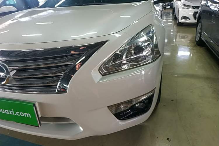 Used Nissan Teana 2013 2.0L XL Comfort Edition Left Front Headlight