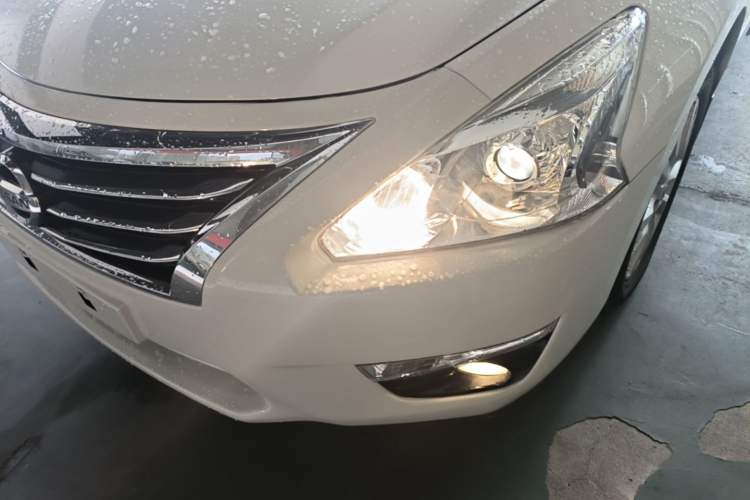 Used Nissan Teana 2013 2.0L XL Comfort Edition Left Front Headlight