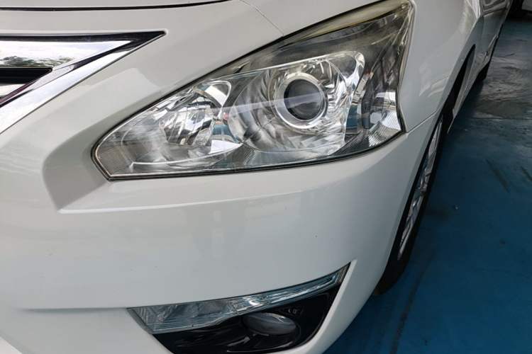 Used Nissan Teana 2013 2.0L XL Comfort Edition Left Front Headlight