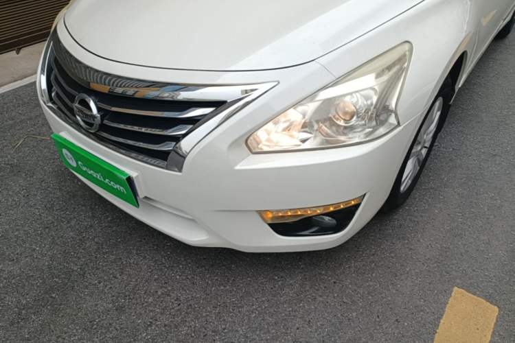 Used Nissan Teana 2013 2.0L XL Comfort Edition Left Front Headlight