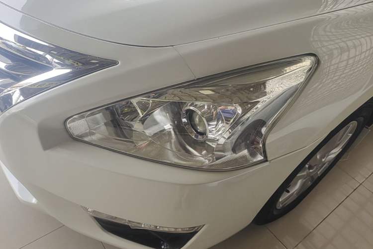 Used Nissan Teana 2013 2.0L XE Fashion Edition Left Front Headlight