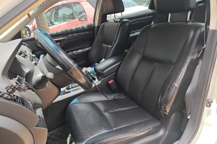 Used Nissan Teana 2013 2.0L XL Comfort Edition Left Front Seat