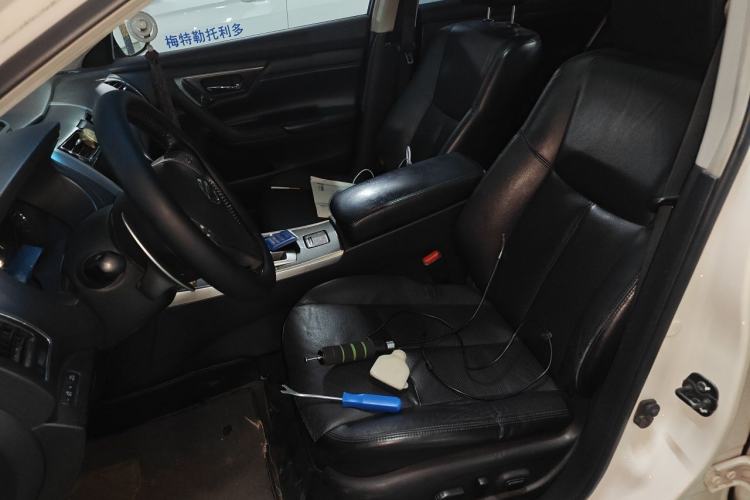 Used Nissan Teana 2013 2.5L XL Leading Edition Left Front Seat