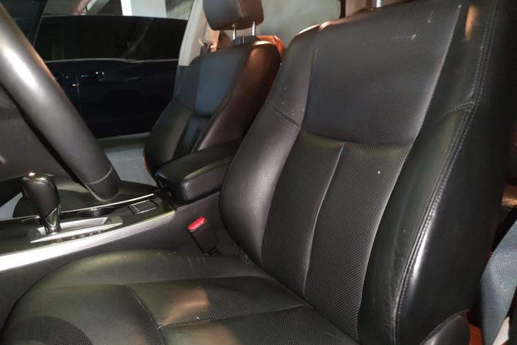 Used Nissan Teana 2013 2.5L XL Leading Edition Left Front Seat
