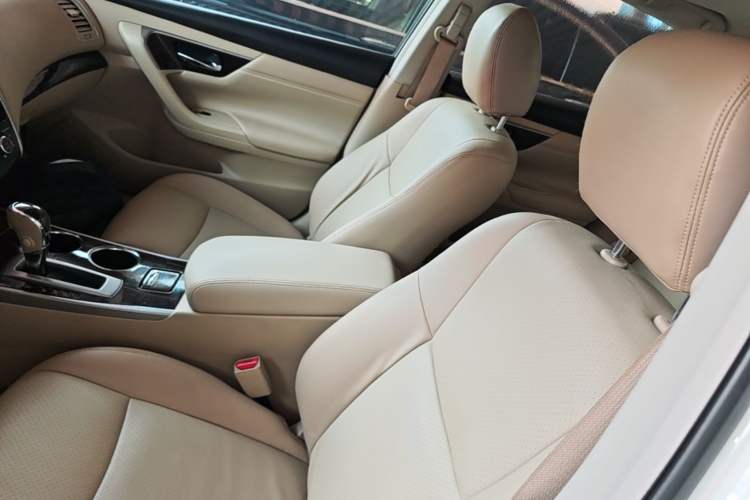 Used Nissan Teana 2013 2.0L XE Fashion Edition Left Front Seat