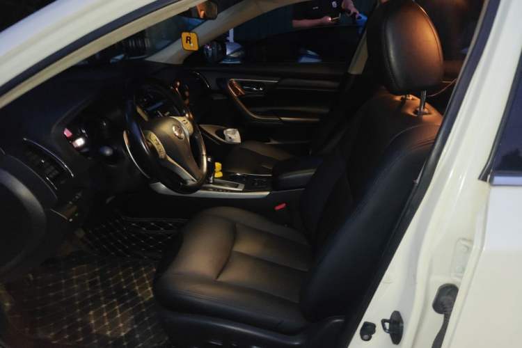 Used Nissan Teana 2013 2.5L XL Leading Edition Left Front Seat