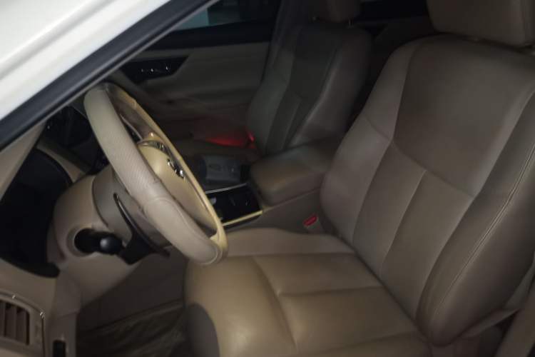 Used Nissan Teana 2013 2.5L XL Leading Edition Left Front Seat