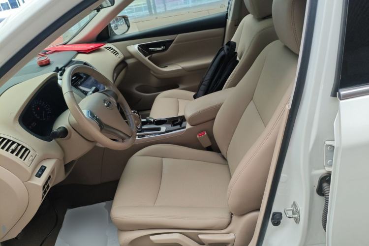 Used Nissan Teana 2013 2.0L XE Fashion Edition Left Front Seat