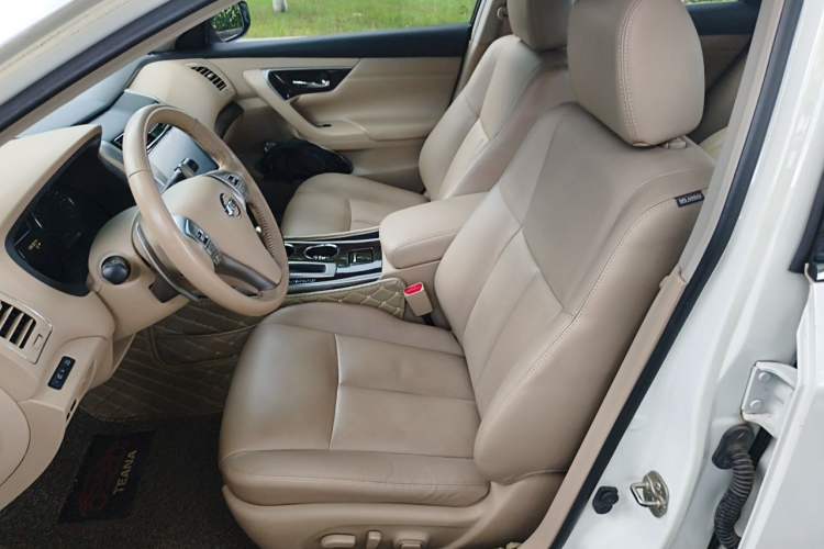Used Nissan Teana 2013 2.5L XL Leading Edition Left Front Seat