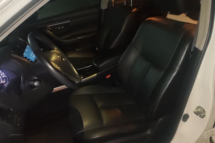 Used Nissan Teana 2013 2.0L XL Comfort Edition Left Front Seat