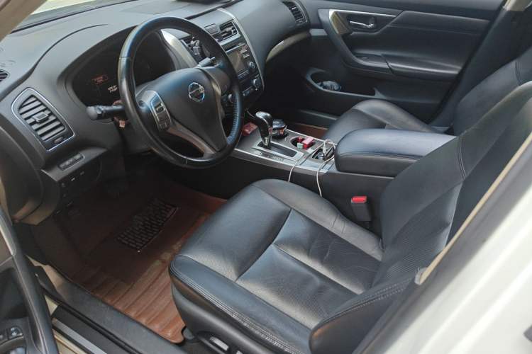 Used Nissan Teana 2013 2.0L XL Comfort Edition Left Front Seat