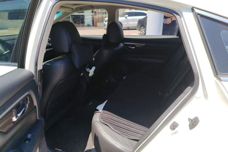 Used Nissan Teana 2013 2.0L XL Comfort Edition Left Rear Seat