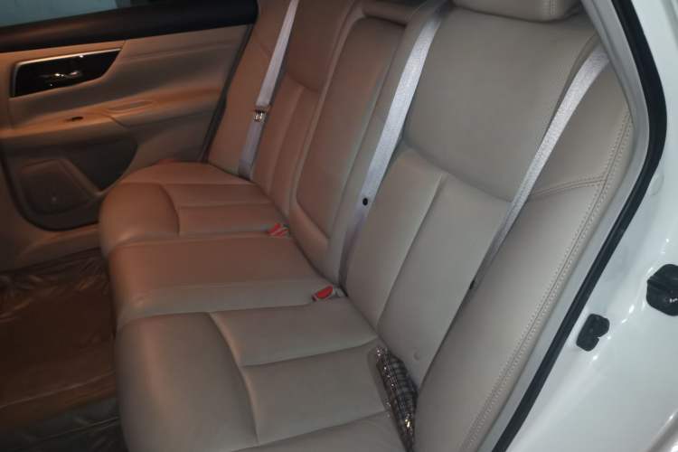 Used Nissan Teana 2013 2.5L XL Leading Edition Left Rear Seat