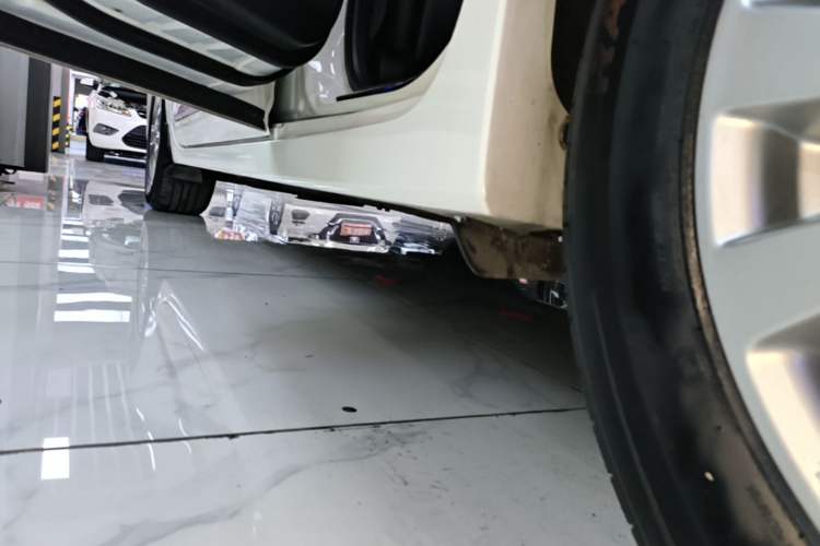 Used Nissan Teana 2013 2.0L XL Comfort Edition Left Side Sill