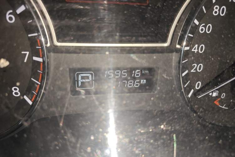 Used Nissan Teana 2013 2.5L XL Leading Edition Odometer Close Up