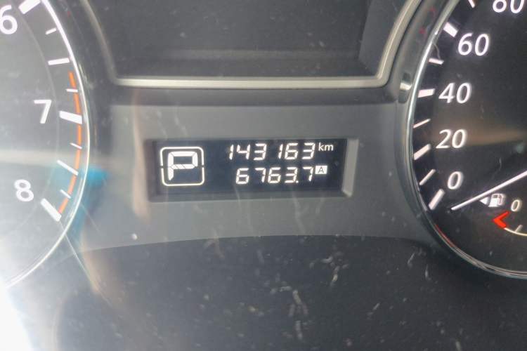 Used Nissan Teana 2013 2.0L XL Comfort Edition Odometer Close Up