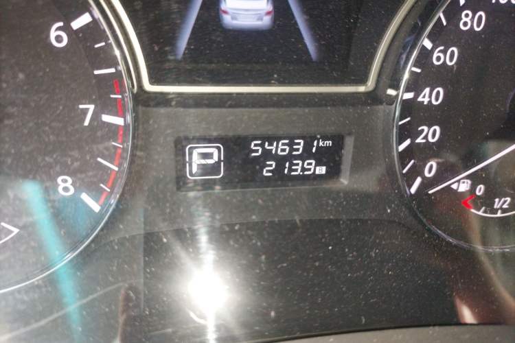 Used Nissan Teana 2013 2.0L XL Comfort Edition Odometer Close Up