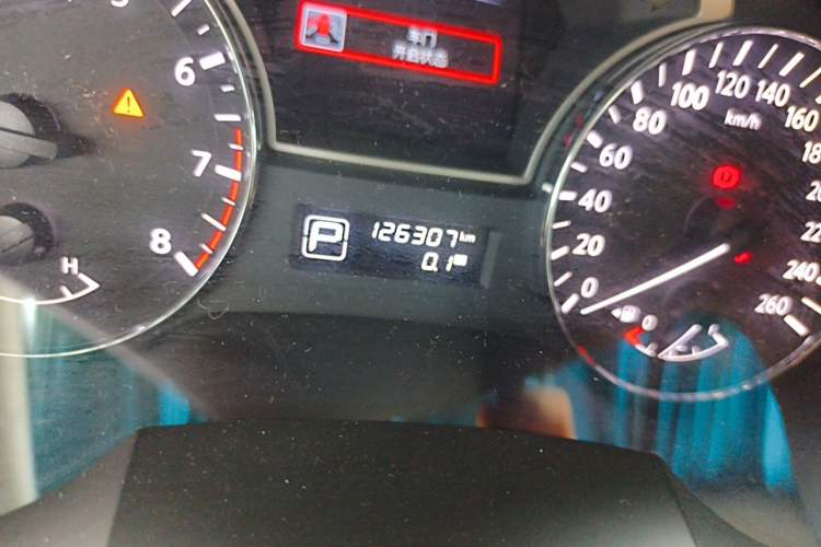 Used Nissan Teana 2013 2.5L XL Leading Edition Odometer Close Up