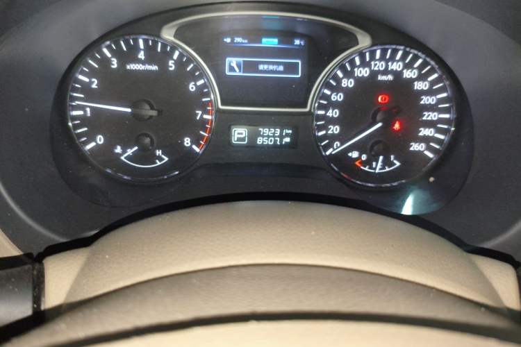 Used Nissan Teana 2013 2.0L XL Comfort Edition Odometer Close Up