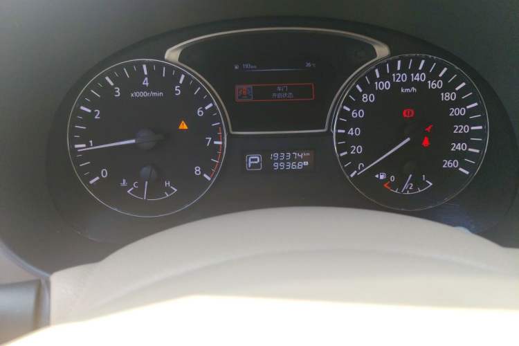 Used Nissan Teana 2013 2.0L XE Fashion Edition Odometer Close Up