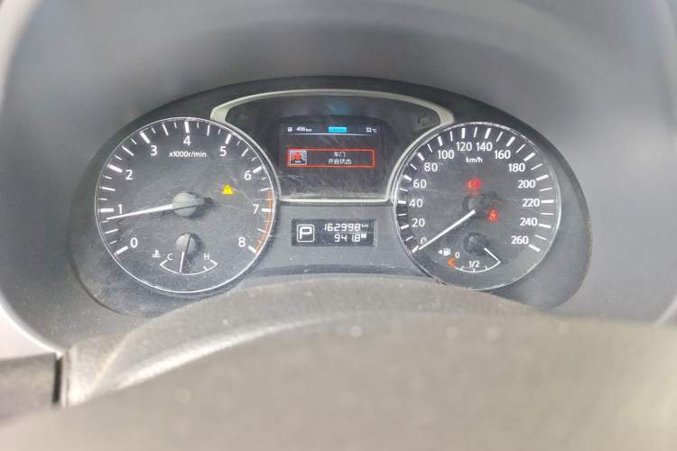 Used Nissan Teana 2013 2.0L XL Comfort Edition Odometer Close Up