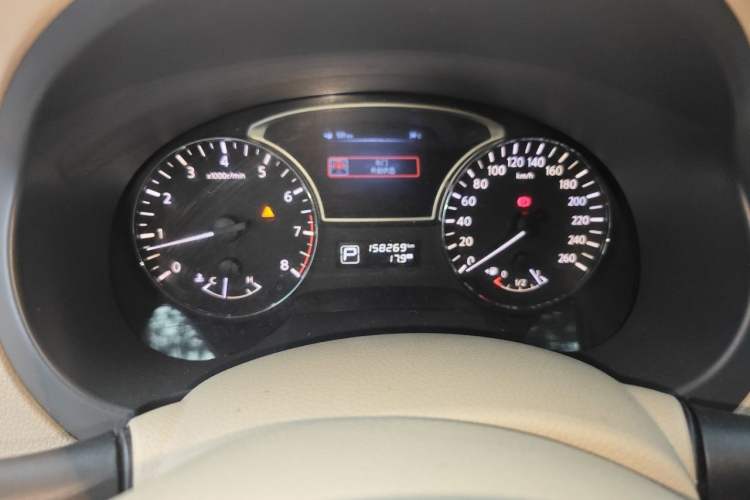 Used Nissan Teana 2013 2.0L XL Comfort Edition Odometer Close Up