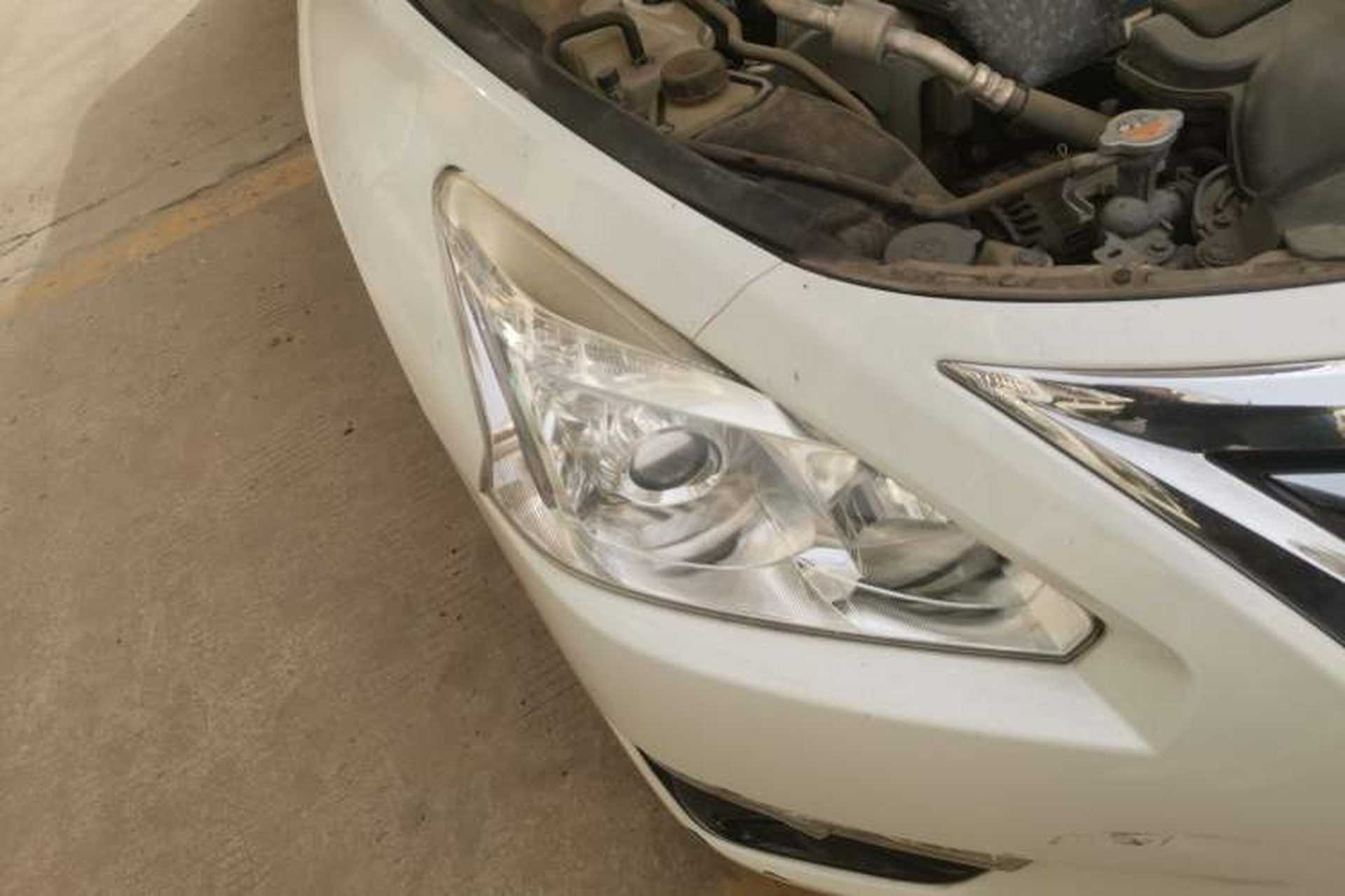 Used Nissan Teana 2013 2.0L XL Comfort Edition Right Front Headlight