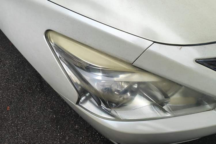 Used Nissan Teana 2013 2.0L XL Comfort Edition Right Front Headlight