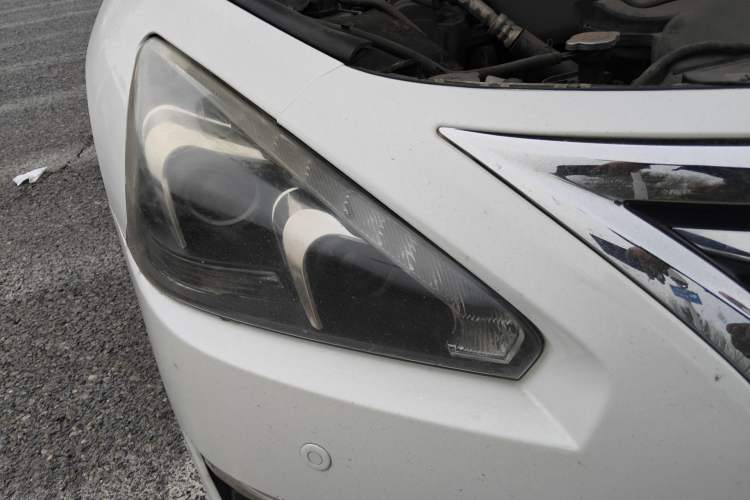 Used Nissan Teana 2013 2.0L XL Comfort Edition Right Front Headlight