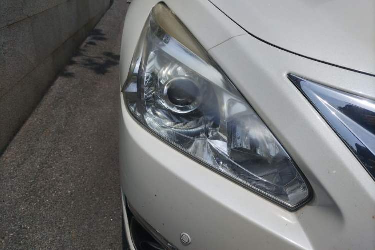 Used Nissan Teana 2013 2.0L XL Comfort Edition Right Front Headlight
