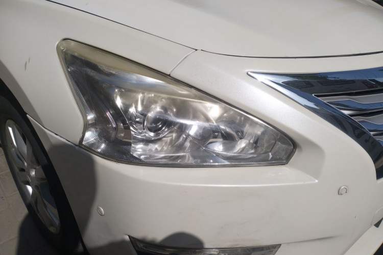 Used Nissan Teana 2013 2.0L XL Comfort Edition Right Front Headlight