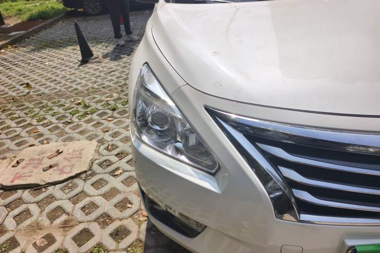 Used Nissan Teana 2013 2.0L XL Comfort Edition Right Front Headlight
