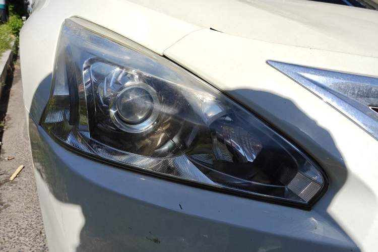 Used Nissan Teana 2013 2.0L XL Comfort Edition Right Front Headlight