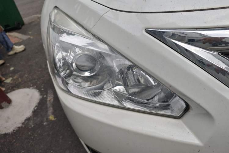Used Nissan Teana 2013 2.0L XE Fashion Edition Right Front Headlight
