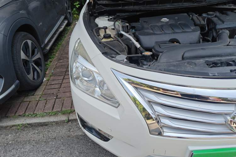 Used Nissan Teana 2013 2.0L XL Comfort Edition Right Front Headlight