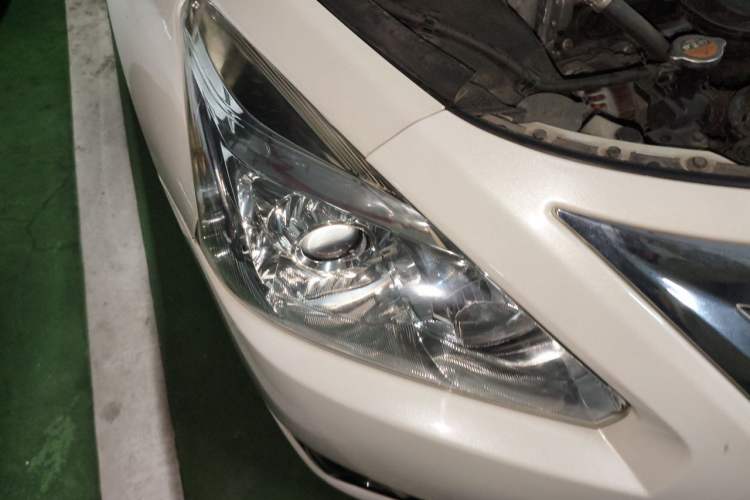 Used Nissan Teana 2013 2.0L XL Comfort Edition Right Front Headlight