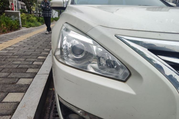 Used Nissan Teana 2013 2.0L XL Comfort Edition Right Front Headlight