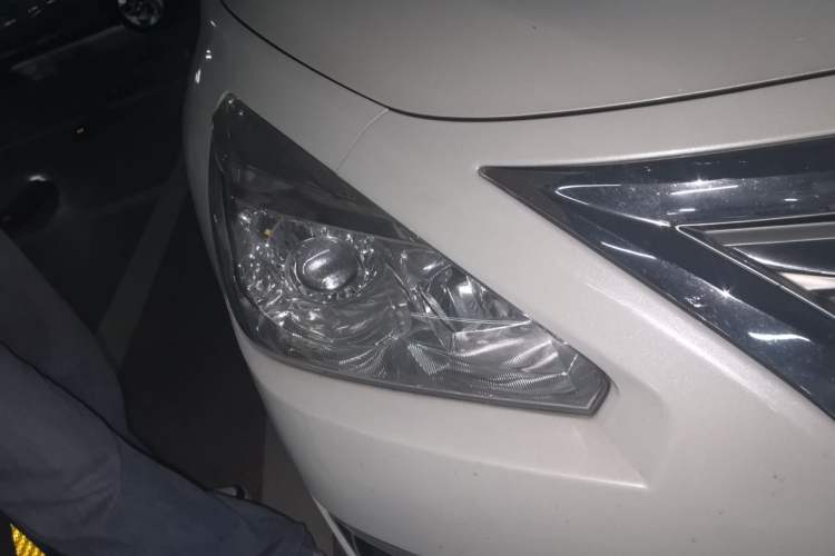 Used Nissan Teana 2013 2.0L XL Comfort Edition Right Front Headlight