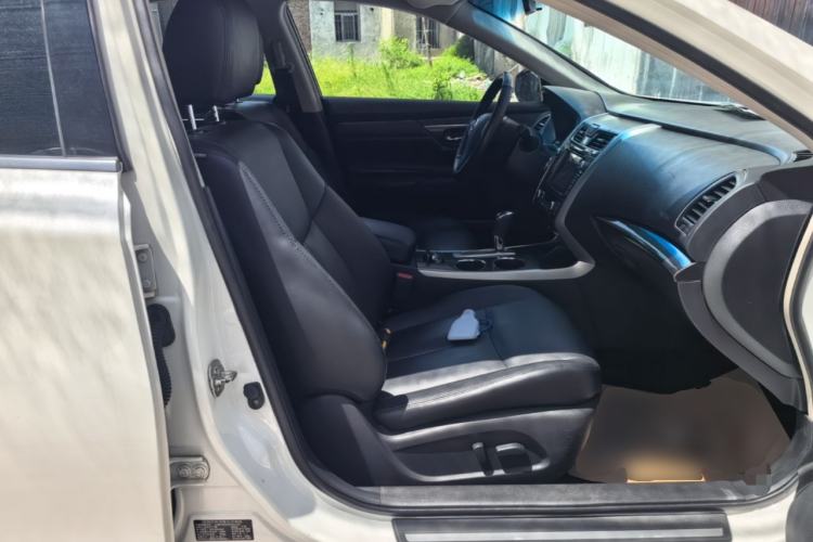 Used Nissan Teana 2013 2.0L XL Comfort Edition Right Front Seat
