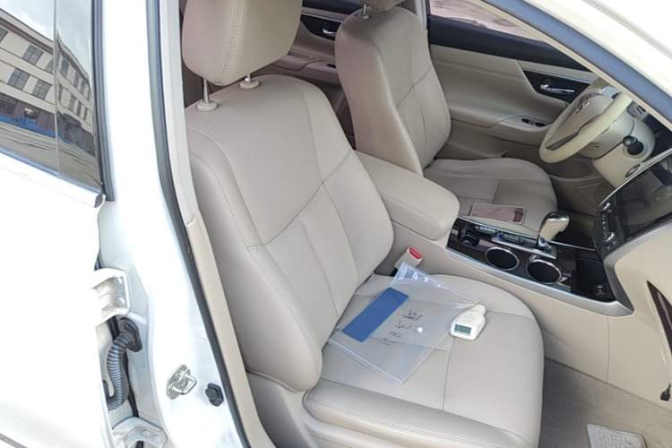 Used Nissan Teana 2013 2.0L XL Comfort Edition Right Front Seat
