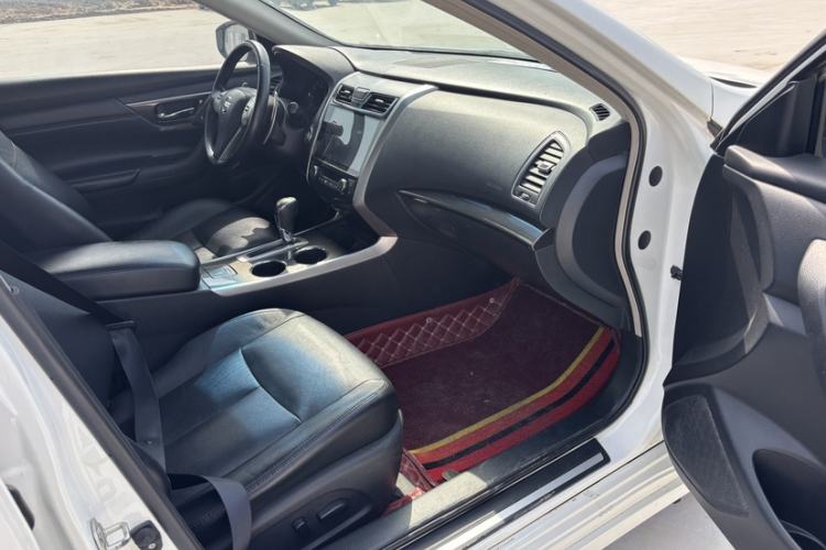 Used Nissan Teana 2013 2.5L XL Leading Edition Right Front Seat