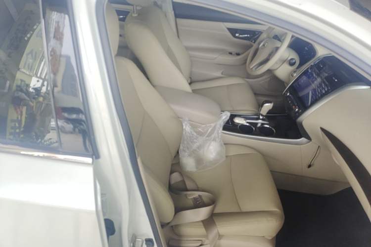 Used Nissan Teana 2013 2.0L XE Fashion Edition Right Front Seat