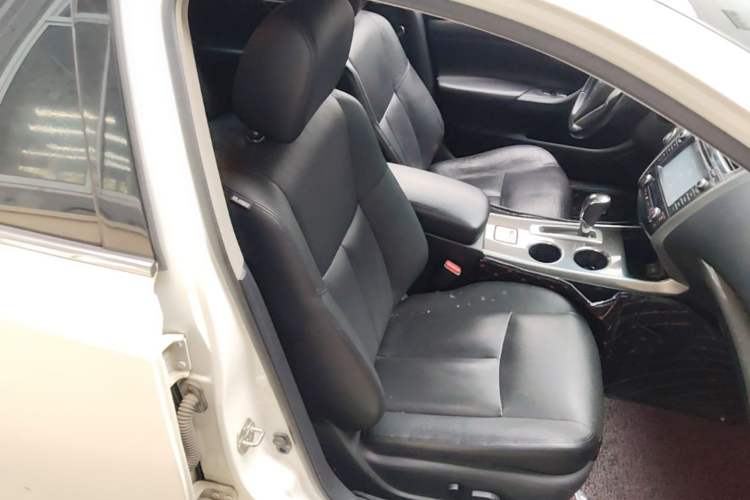 Used Nissan Teana 2013 2.0L XL Comfort Edition Right Front Seat