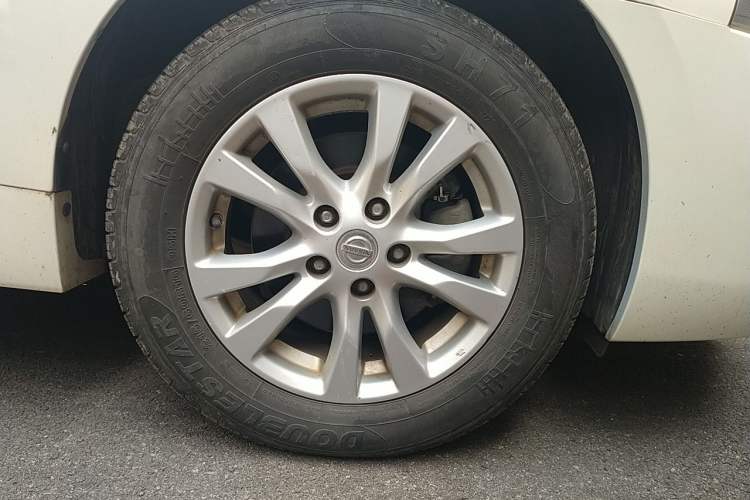 Used Nissan Teana 2013 2.0L XL Comfort Edition Right Front Wheel Hub